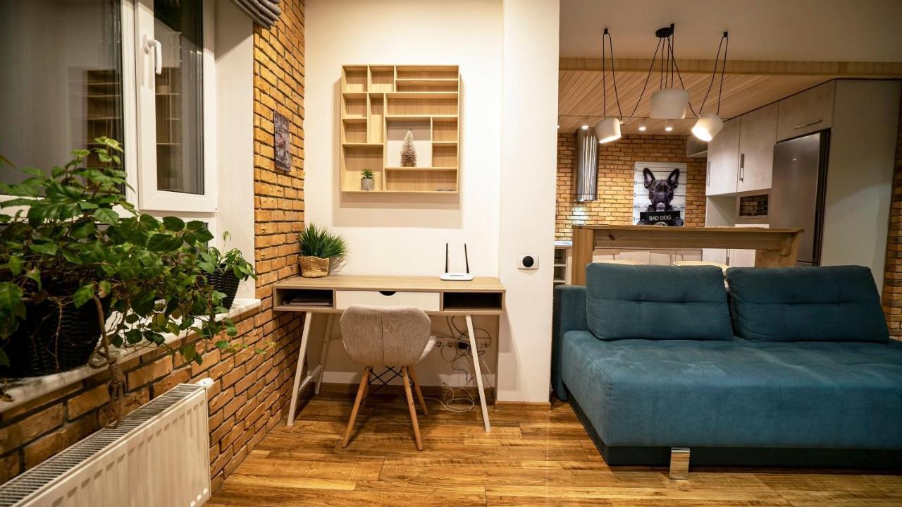 Politech Ecoloft Studios Киев Экстерьер фото