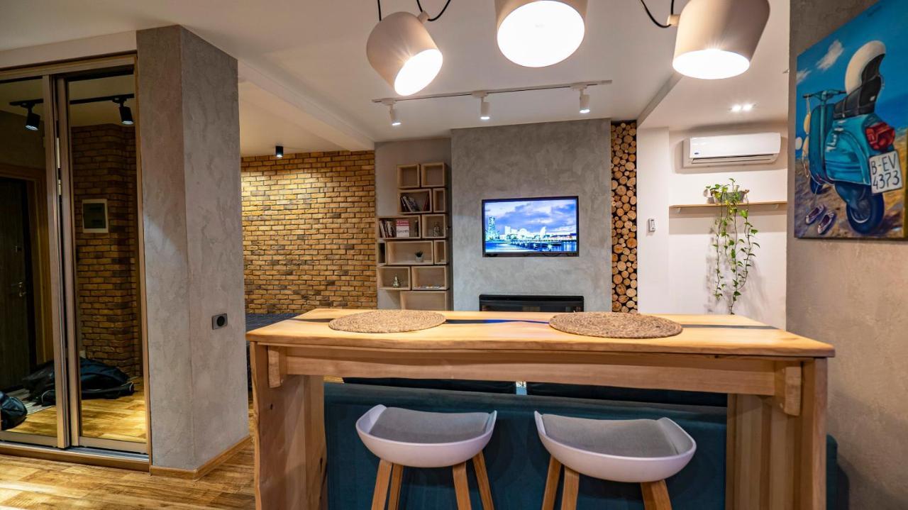 Politech Ecoloft Studios Киев Экстерьер фото